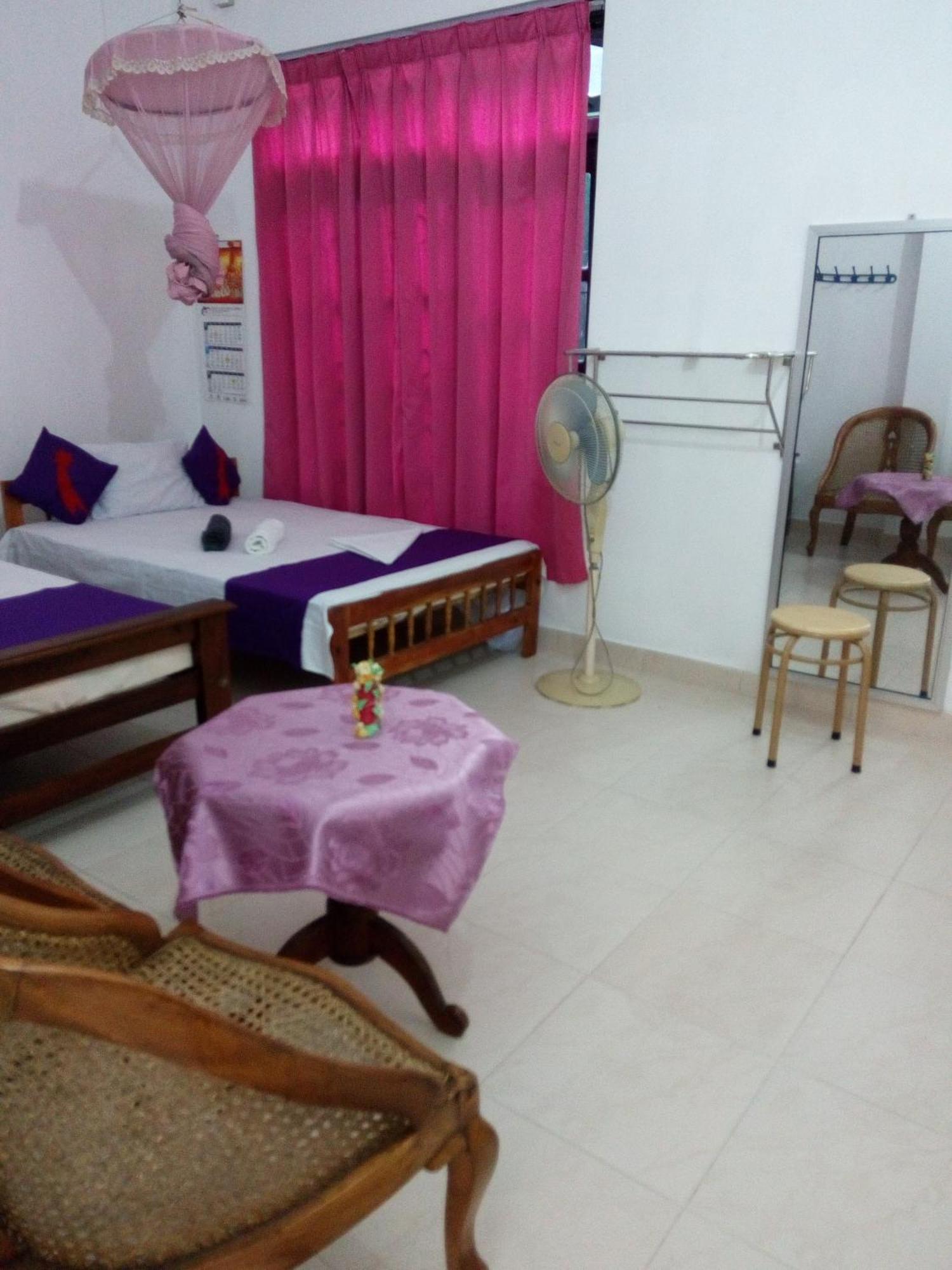 Evening Star Guest Inn Kandy Quarto foto